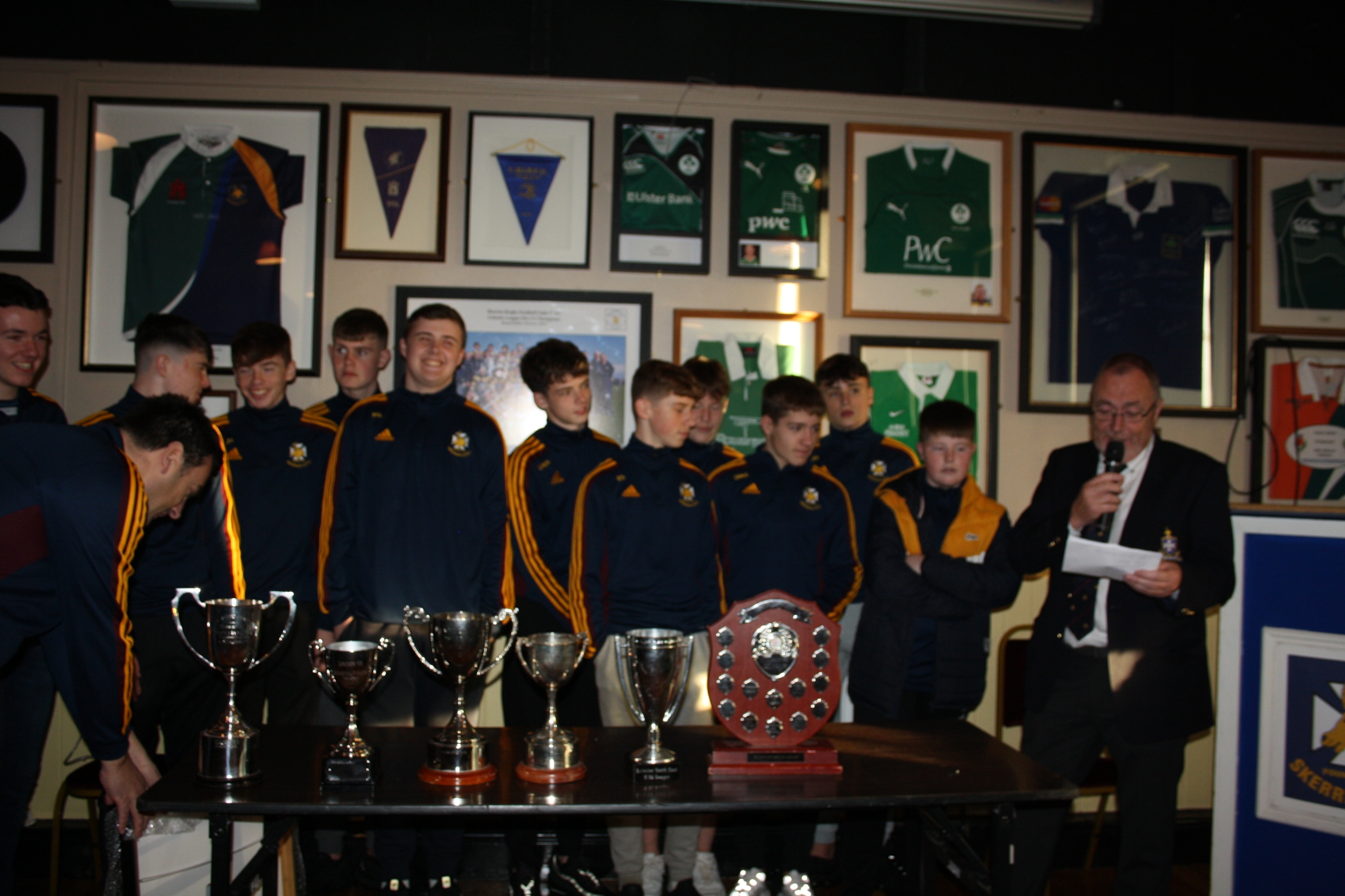 2018-19 U15s & 16s treble winners – Presenting 6 trophies to the Club