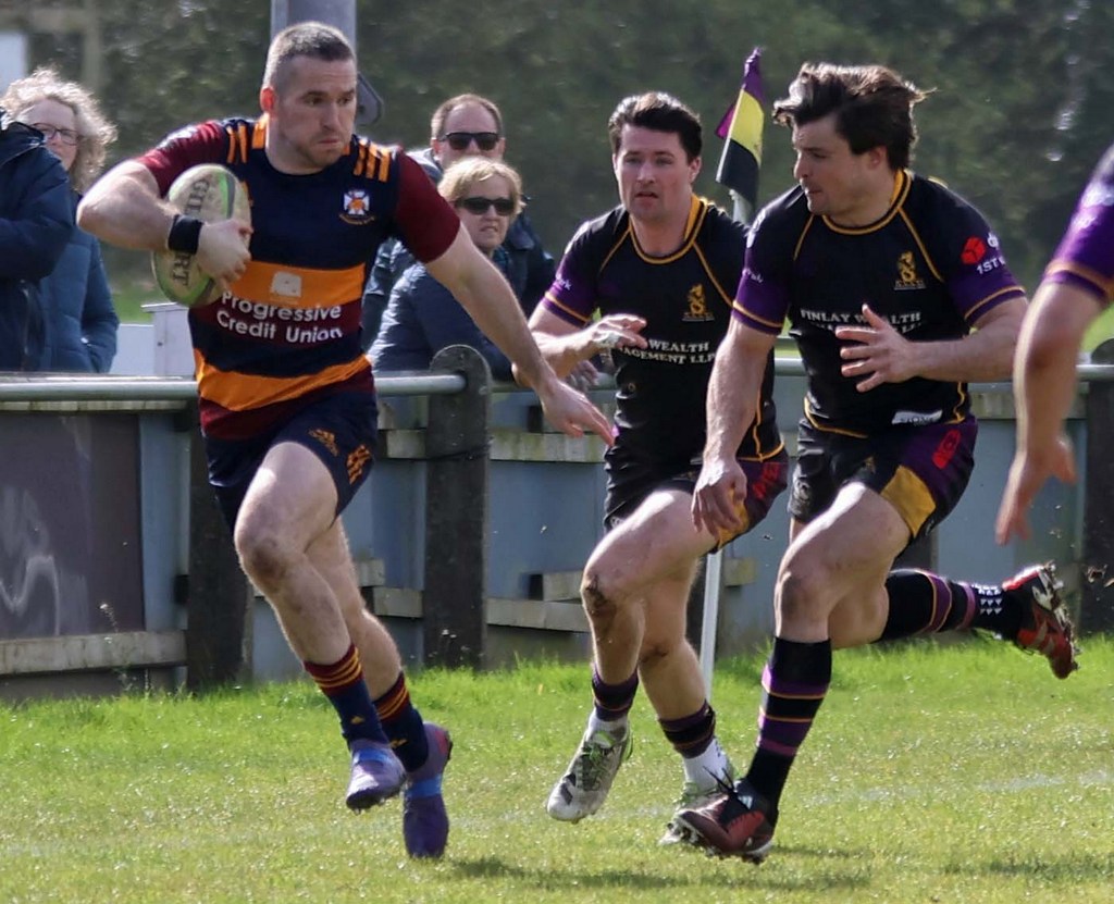 Inst V Skerries Apl 24 36