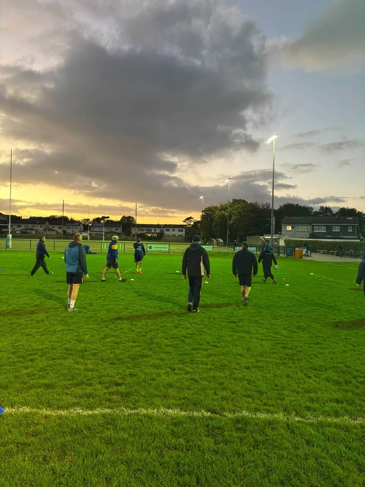 🤩 Amazing to see almost 40 minis and youths coaches of Skerries Rugby Club out on the p…